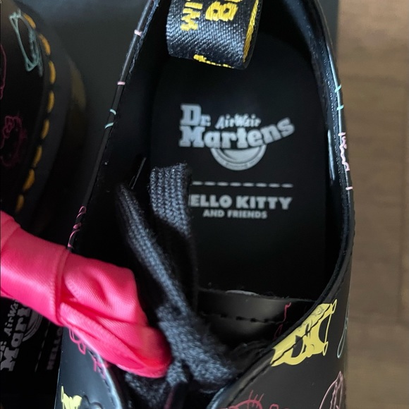 DOC MARTEN’S-NWT/Box Leather Sanrio Character Shoes - Picture 9 of 13